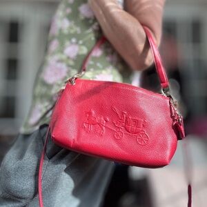 Coach Charlie Handbag Crossbody Pebbled Leather Large Embossed Horse & Carriage